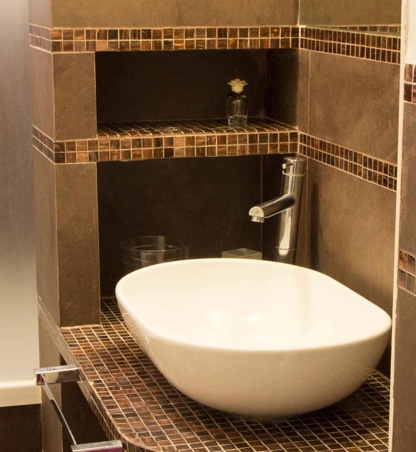 L'altra Diaz Apartment Syracuse